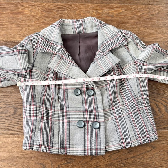 Vintage Plaid Double-Breasted Cropped Blazer - Picture 10 of 13